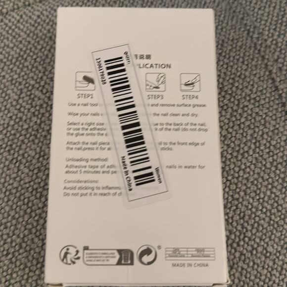 24 pcs Flower Rhinestone French White Long Press On Nails New - Picture 3 of 5